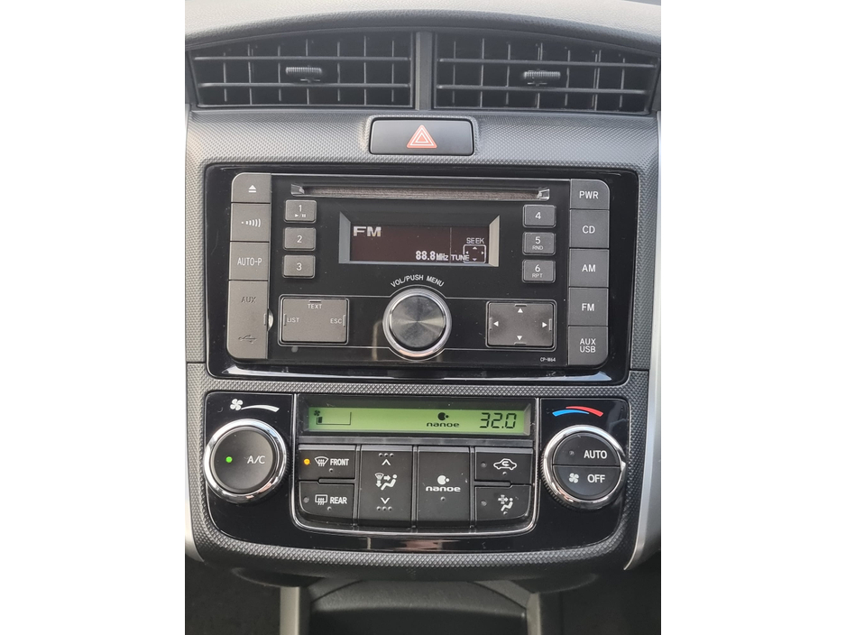 2015 Toyota Corolla 2015 TOYOTA COROLLA FIELDER HYBRID AUTO €8,990 €8,990