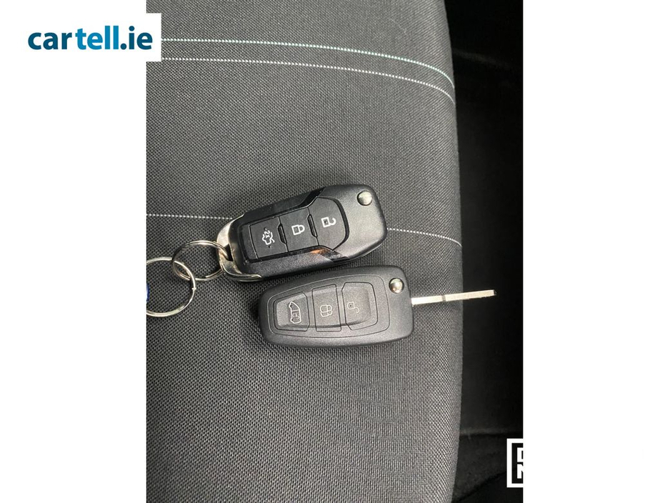 2018 Ford Fiesta Zetec 1.1 70PS 5M 4DR €12,950