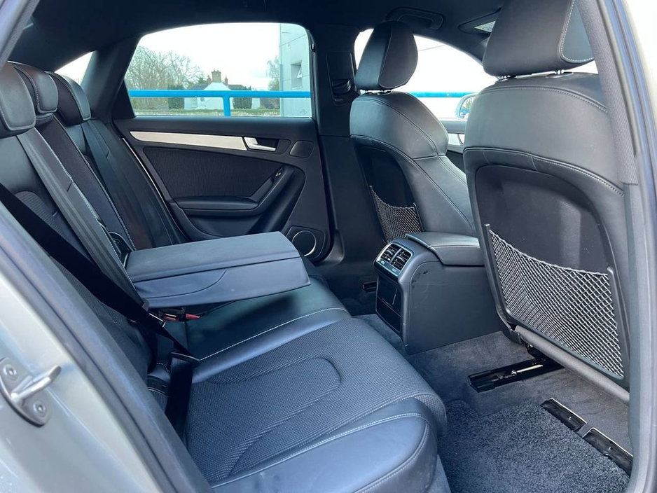 2015 Audi A4 - image 8