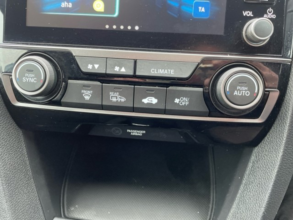 2021 Honda Civic - image 13