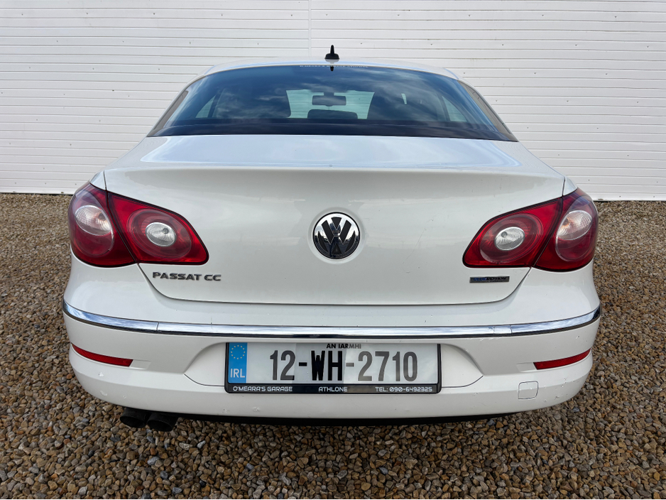 2012 Volkswagen Passat CC - image 8