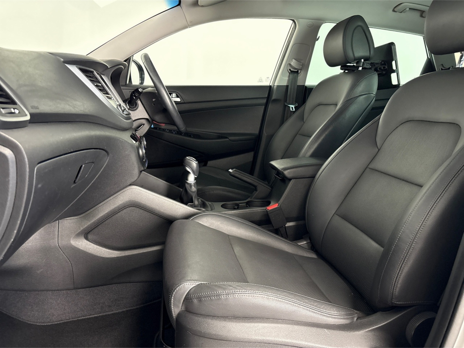 2018 Hyundai Tucson - image 30