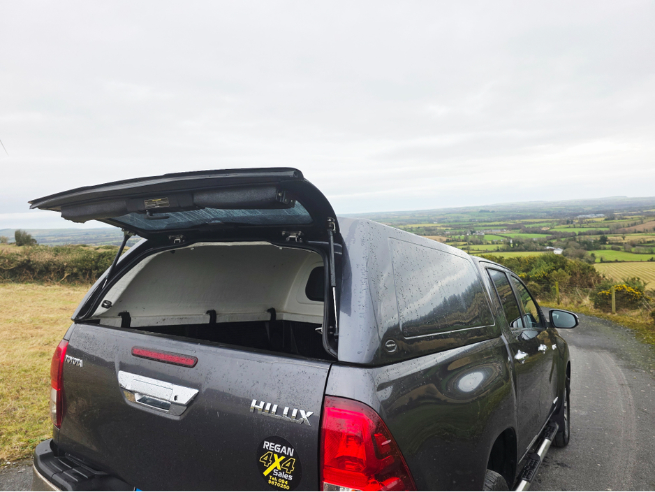 2019 Toyota Hilux 2.4D4D INVINC 148BHP D/C €29,950