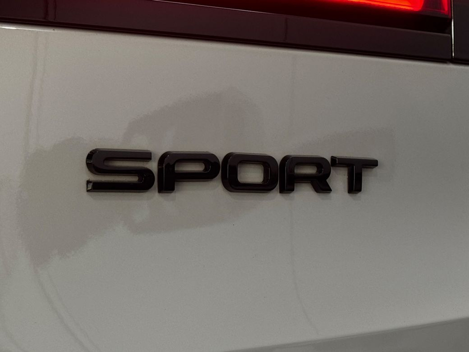 2022 Land Rover Range Rover Sport - image 12