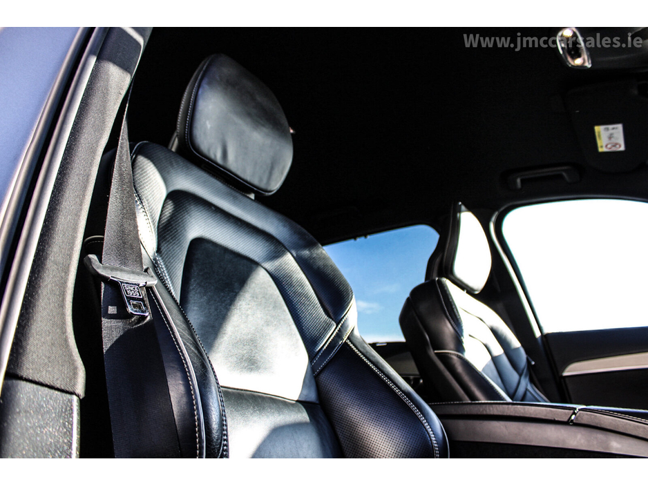 2021 Volvo XC90 RECHARGE PHEV T8 (390hp) R-Design AWD €49,995