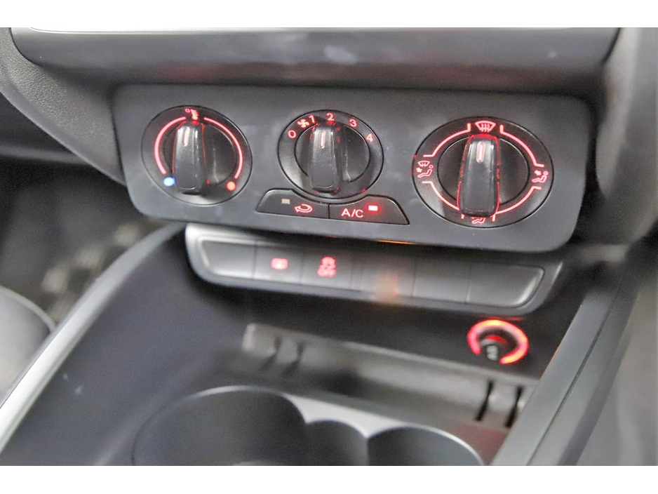 2016 Audi A1 1.0TFSI 95BHP S-TRONIC 5DR *1 YEARS WARRANTY* €14,490