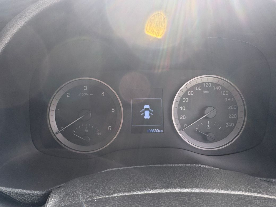 2016 Hyundai Tucson - image 18