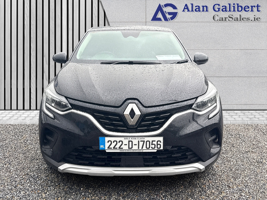2022 Renault Captur ICONIC EDITION  TCE € €16,995