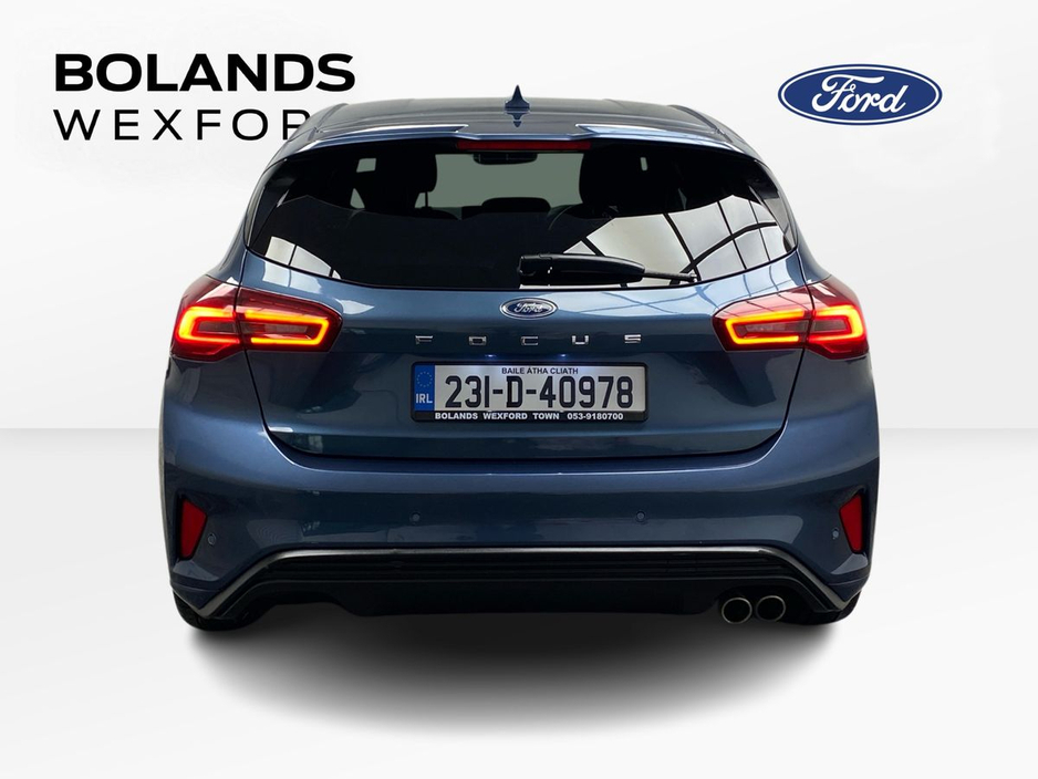 2023 Ford Focus - image 12