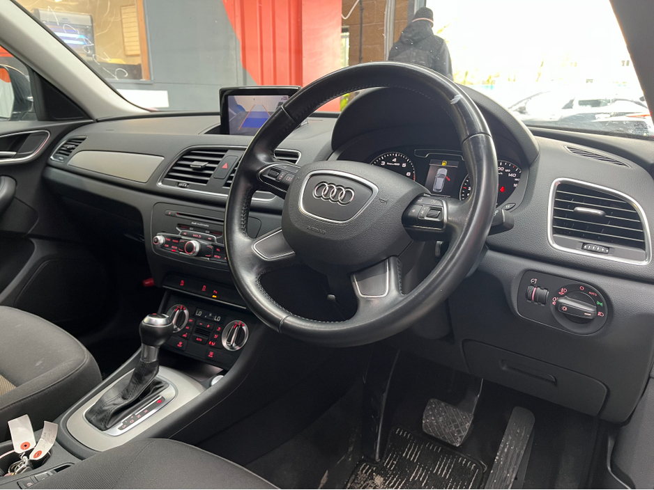 2015 Audi Q3 - image 8