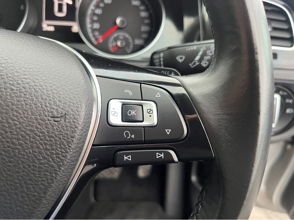 2014 Volkswagen Golf HIGHLINE AUTOMATIC 1.4 PETROL //VERY LOW MILES//REVERSE CAMERA//ADAPTIVE CRUISE CONTROL// €13,950