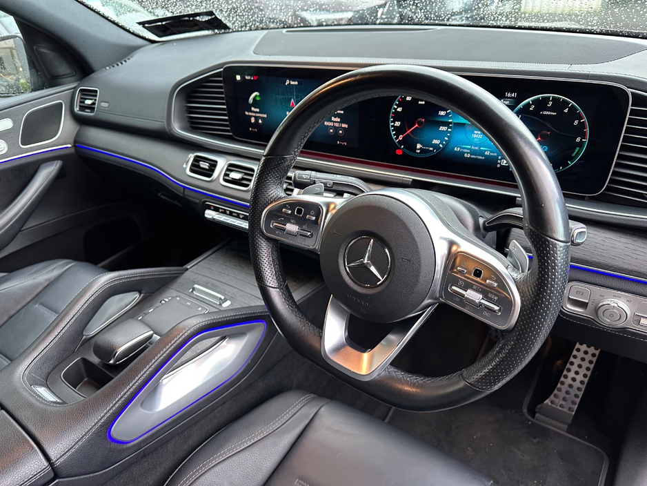 2022 Mercedes-Benz GLE Class - image 12