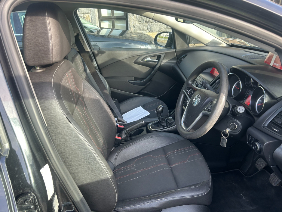 2012 Vauxhall Astra 1.7 CDTI ECOFLEX 5DR €3,895