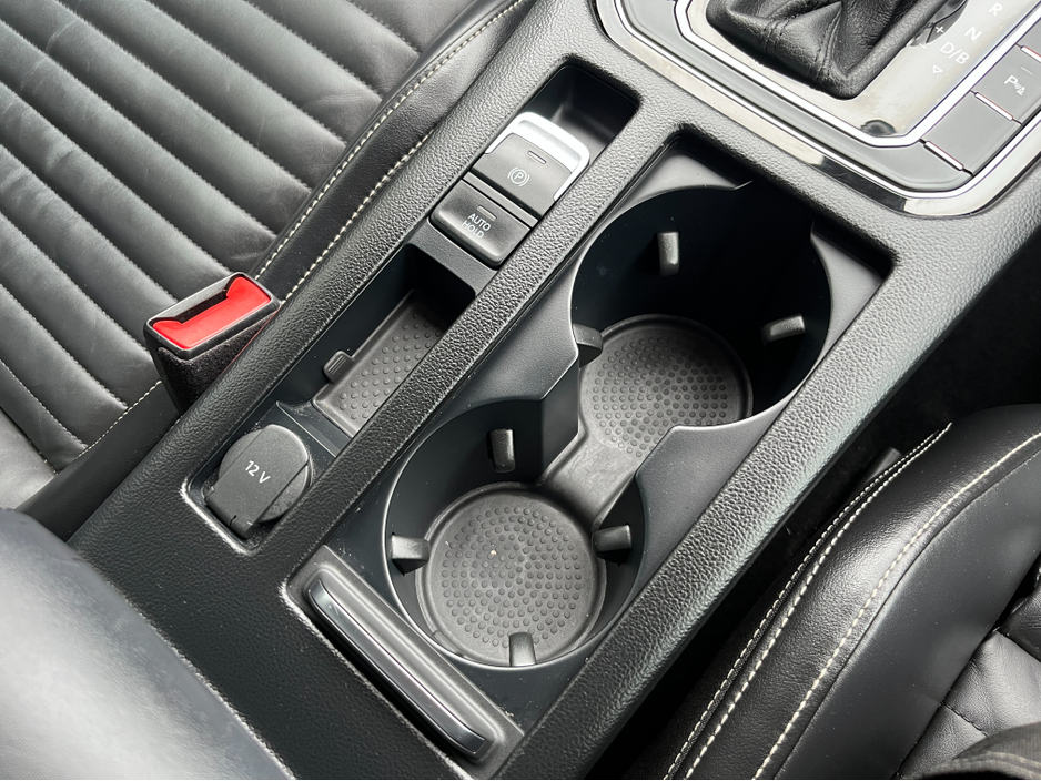 2019 Volkswagen Passat GTE 1.4 TSI PHEV PETROL HYBRID //FULL LEATHER HEATED SEATS//SAT NAV//ADAPTIVE CRUISE CONTROL// €17,950