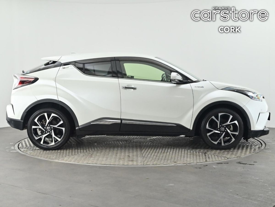 2018 Toyota C-HR - image 2