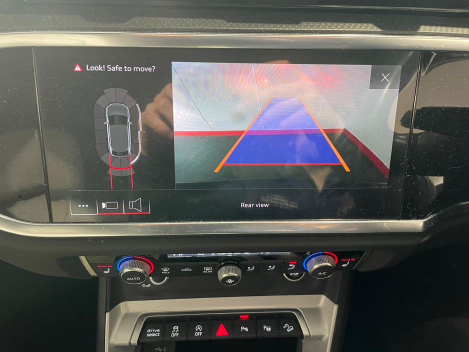 2021 Audi Q3 - image 13