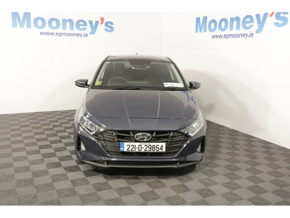 2022 Hyundai i20 - image 2