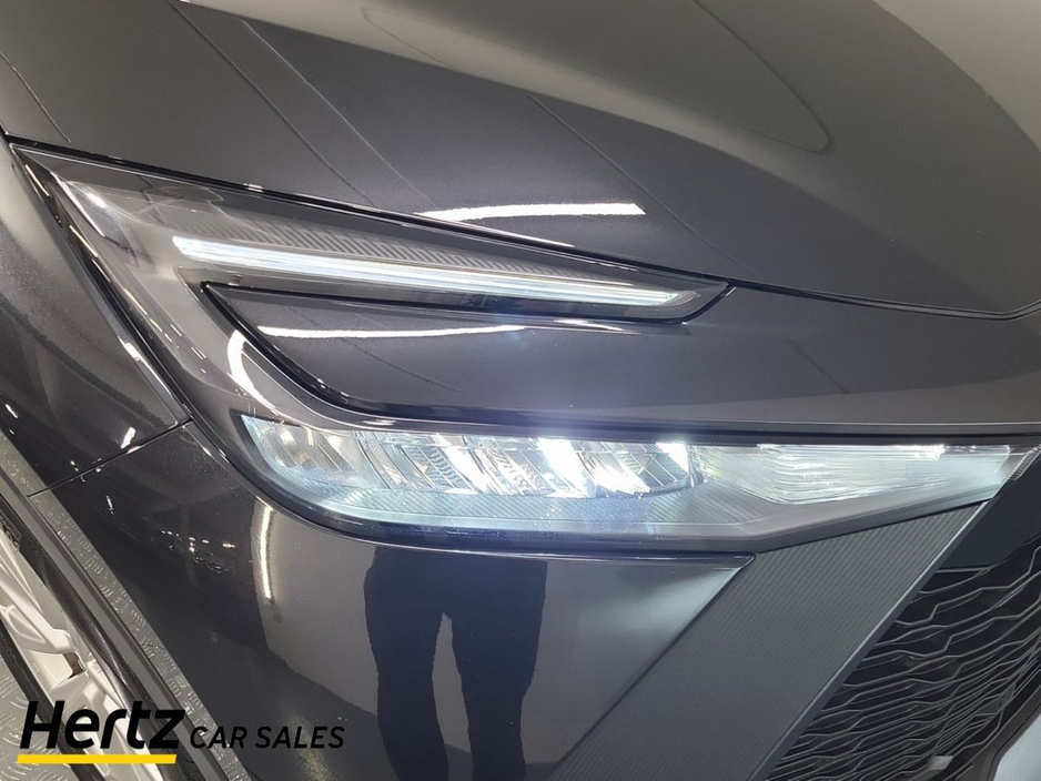 2024 Toyota C-HR - image 7