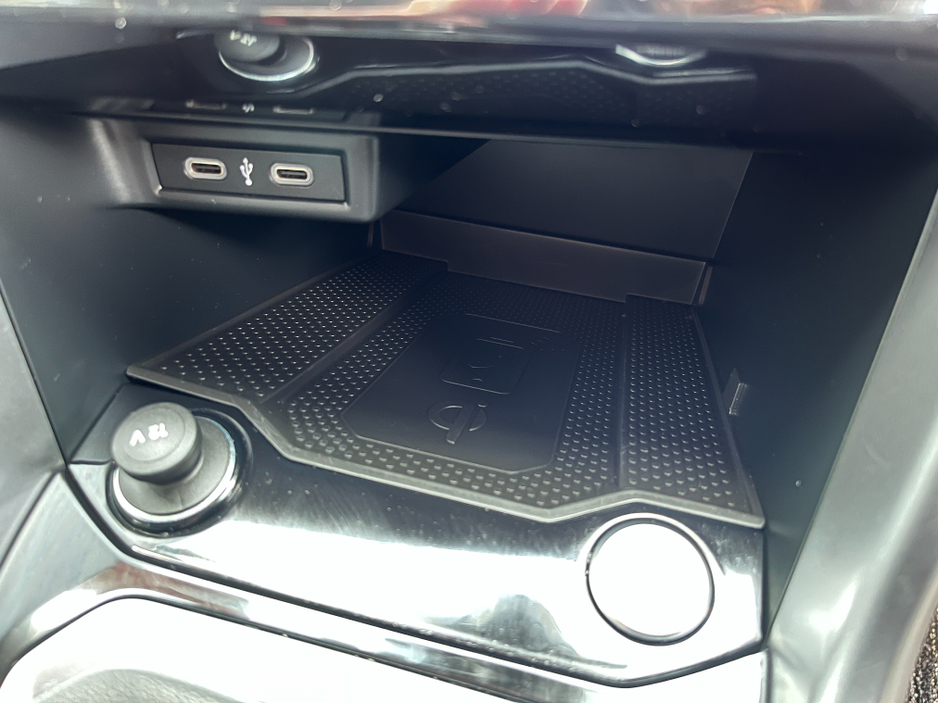 2023 Volkswagen T-Roc ACTIVE AUTOMATIC 1.5 PETROL //VERY LOW MILES//KEYLESS ENTRY//ADAPTIVE CRUISE CONTROL//BLIND SPOT WARNING// €29,950