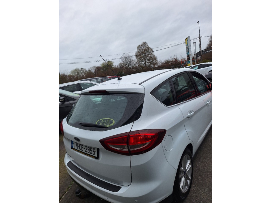 2017 Ford C-Max - image 4