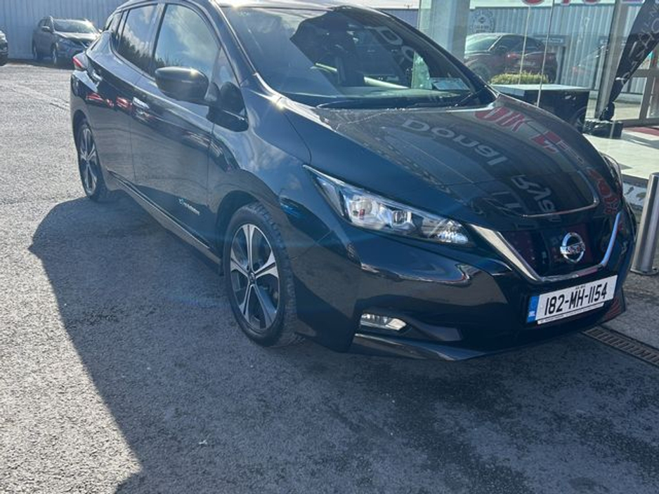 2018 Nissan Leaf - image 2