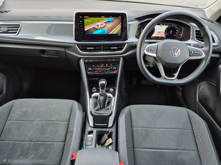 2023 Volkswagen T-Roc - image 16