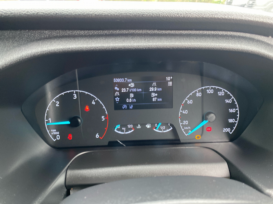 2020 Ford Transit - image 10