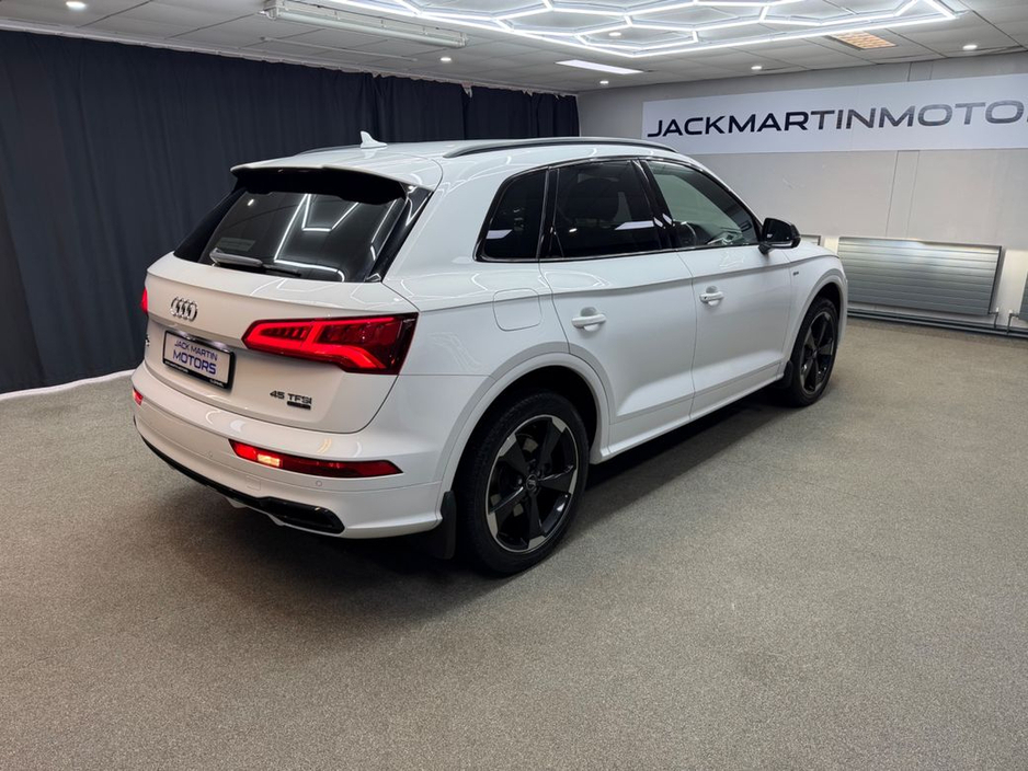 2019 Audi Q5 - image 13
