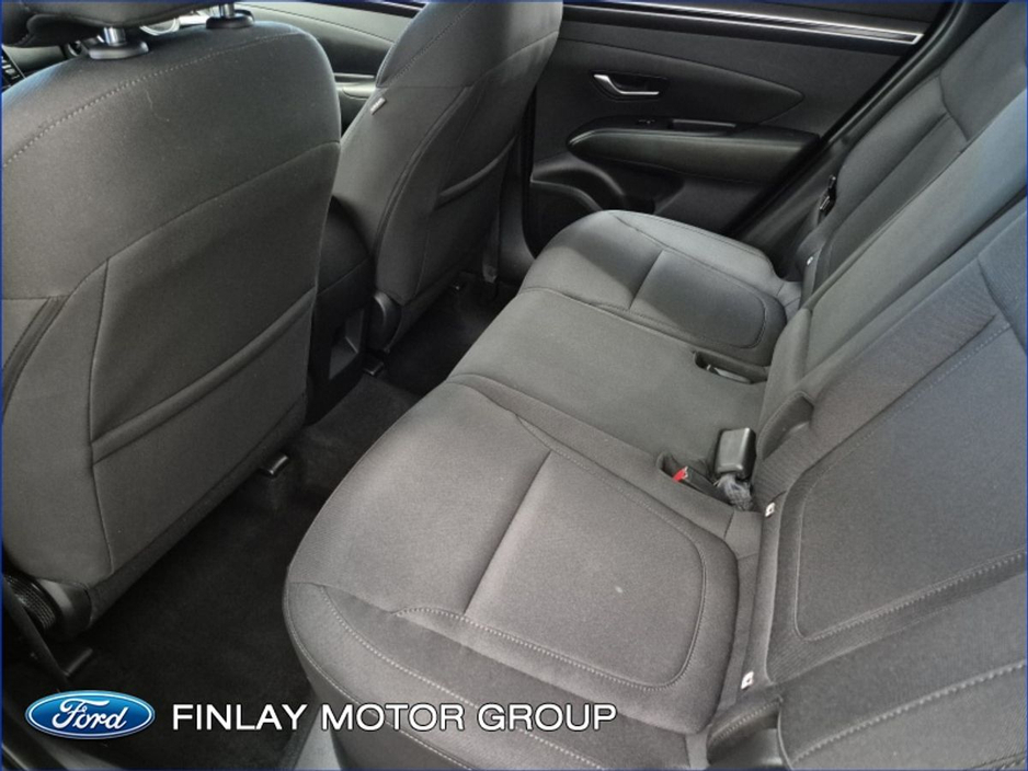 2022 Hyundai Tucson - image 8