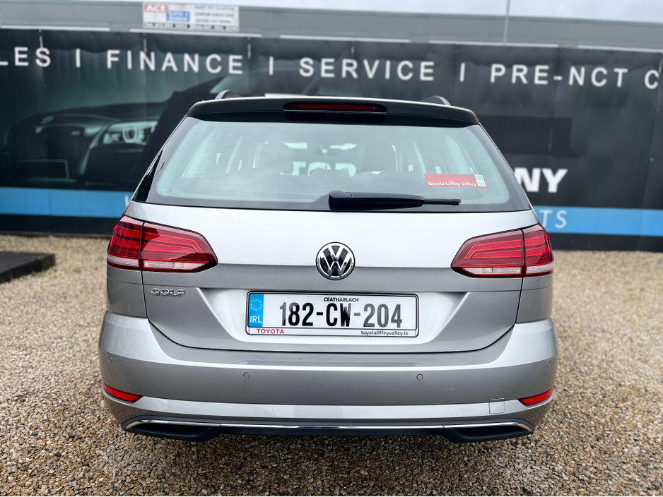 2018 Volkswagen Golf - image 5