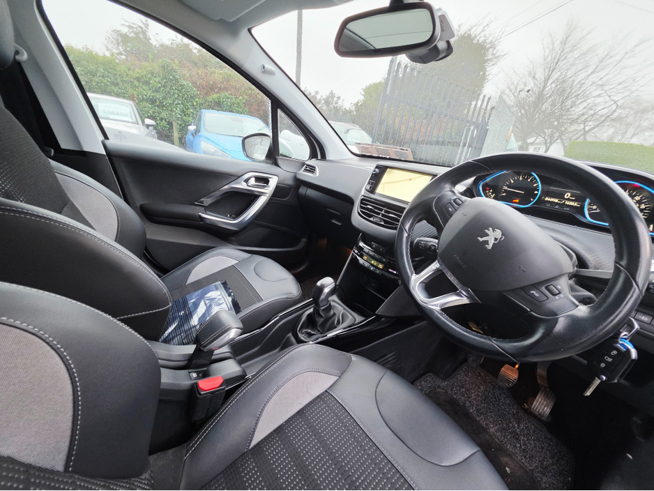 2018 Peugeot 2008 1.2 PTECH ALLURE PREMIUM 82 5DR €11,950