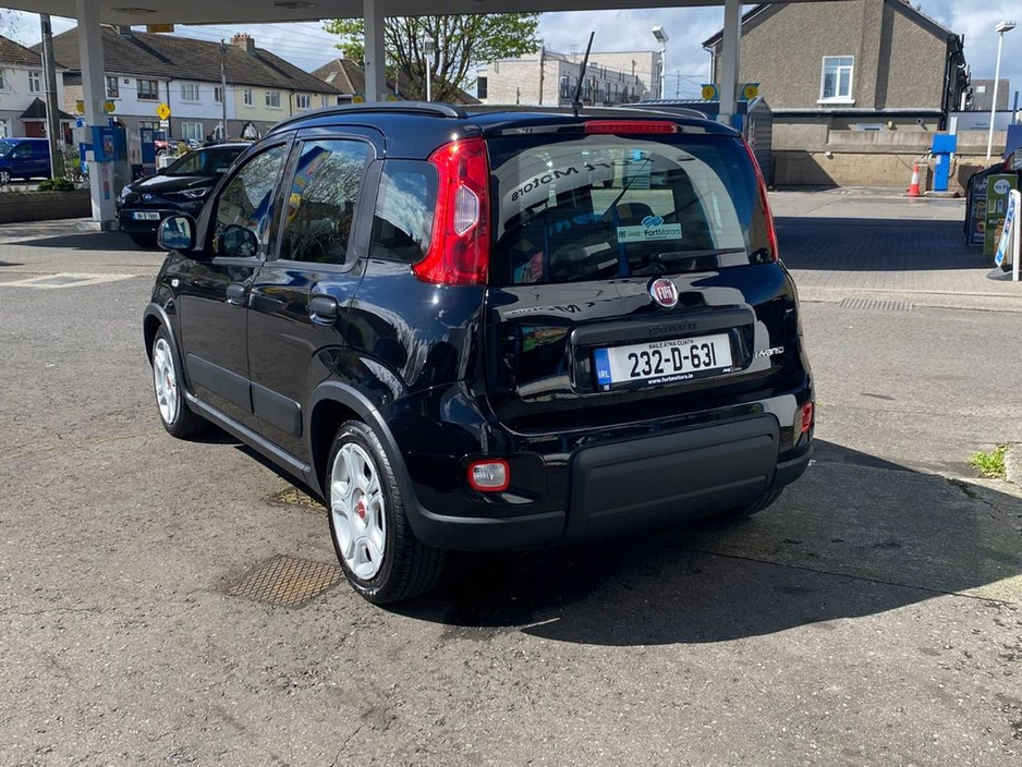 2023 Fiat Panda - image 7