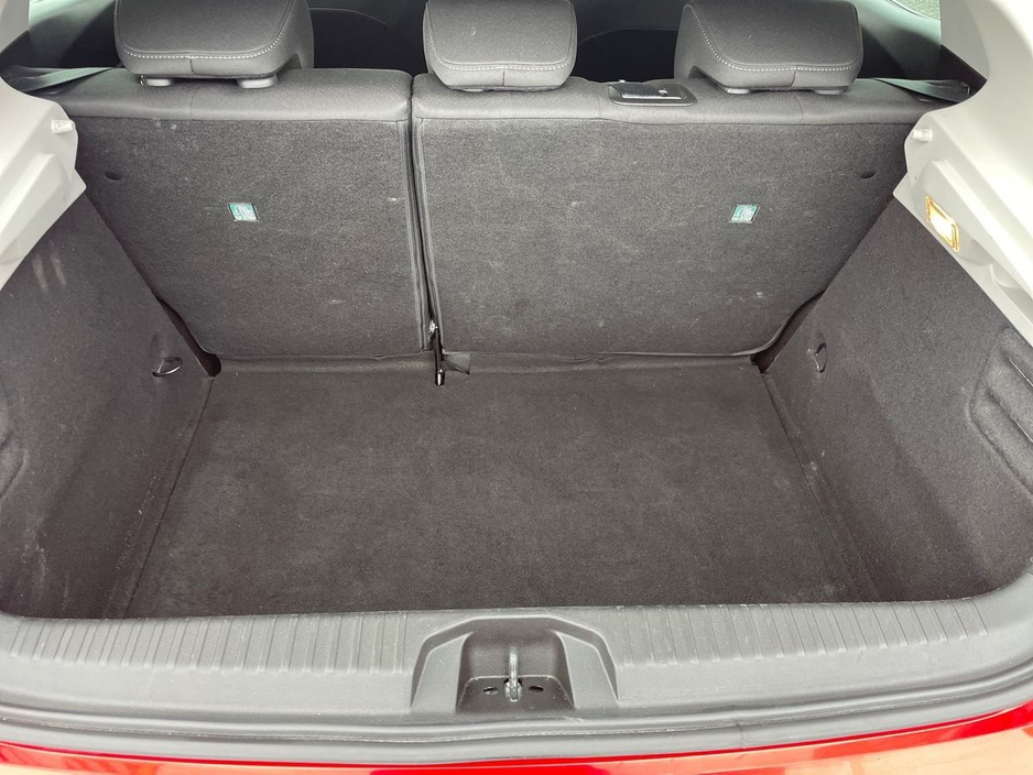 2023 Renault Clio - image 12