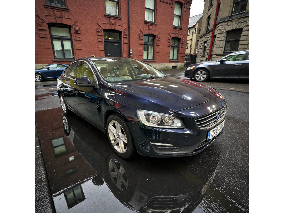 2017 Volvo S60 D2 (120hp) SE €12,888