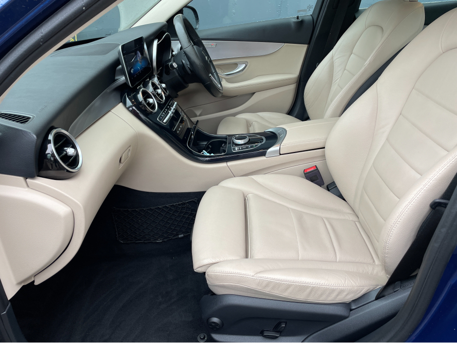 2020 Mercedes-Benz C Class - image 7