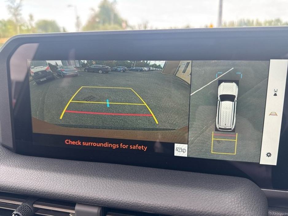 2025 Toyota Landcruiser - image 12