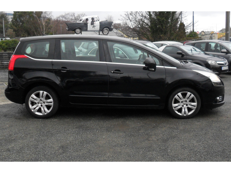 2013 Peugeot 5008 1.6 E-HDI ACTIVE 5DR AUTO.....7-SEATER......NCT 09/26......TAXED 03/26 €4,995