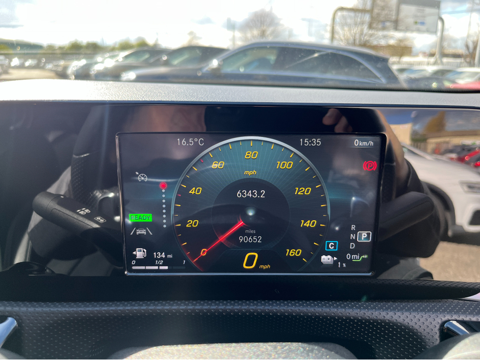 2022 Mercedes-Benz A Class - image 25