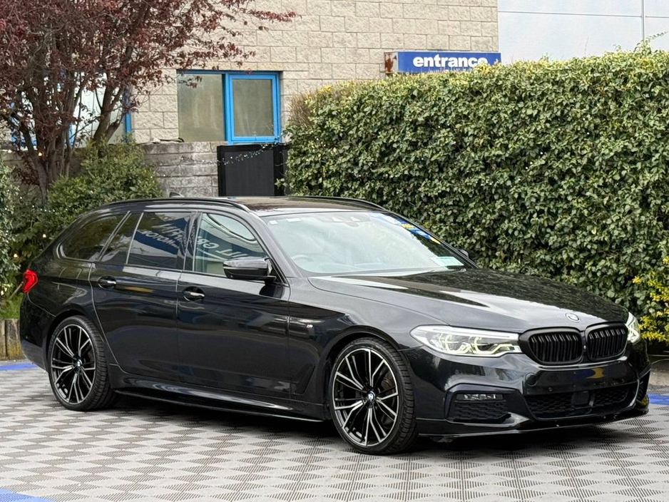 2019 BMW 5 Series - image 17