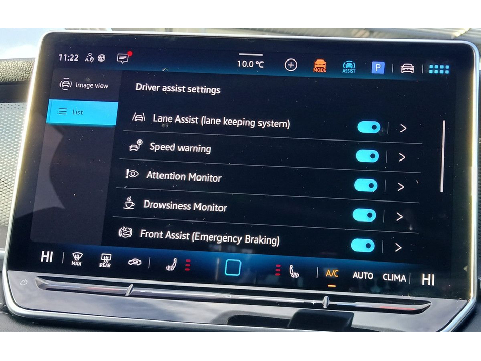 2025 Volkswagen Tayron - image 21