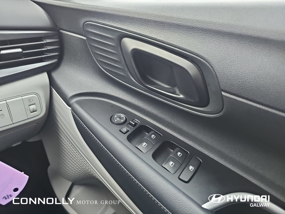 2023 Hyundai i20 - image 23