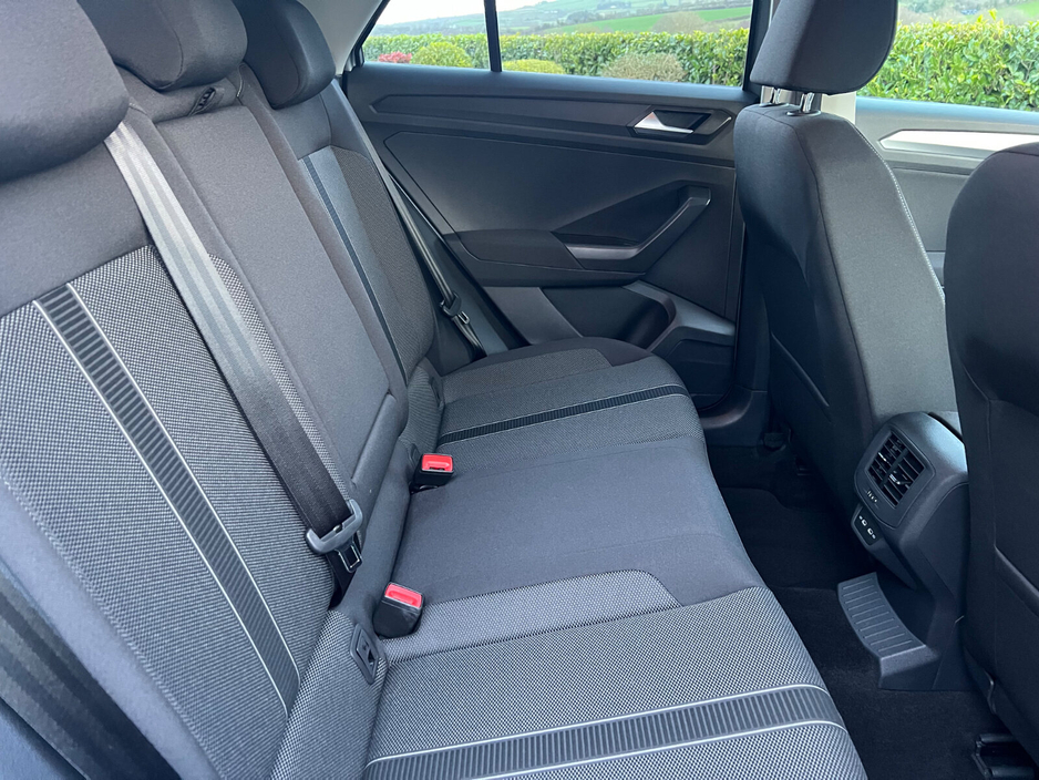 2023 Volkswagen T-Roc 2.0 TDI 116HP Life €28,950