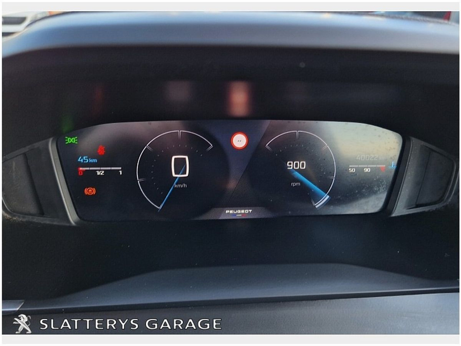 2024 Peugeot 2008 - image 15