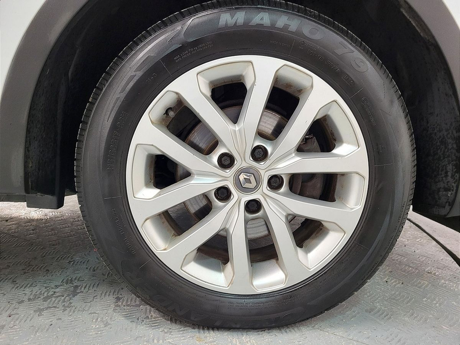 2019 Renault Kadjar - image 11