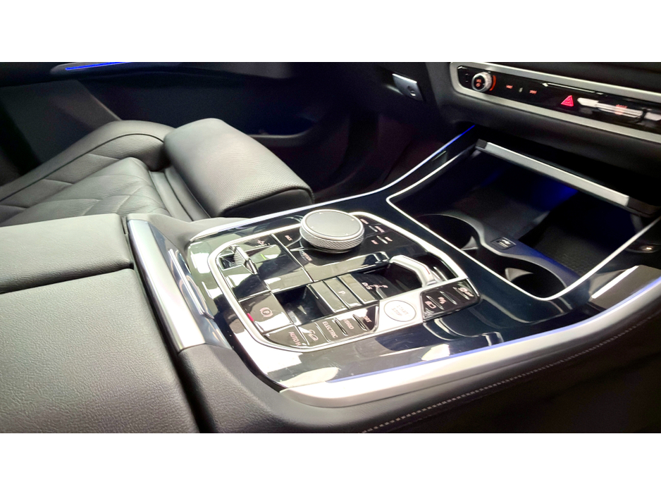 2025 BMW X5 50E MSPORT PRO €95,950