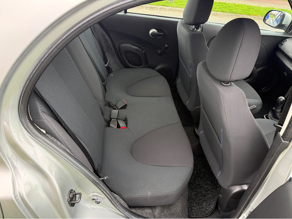 2010 Nissan Micra - image 15