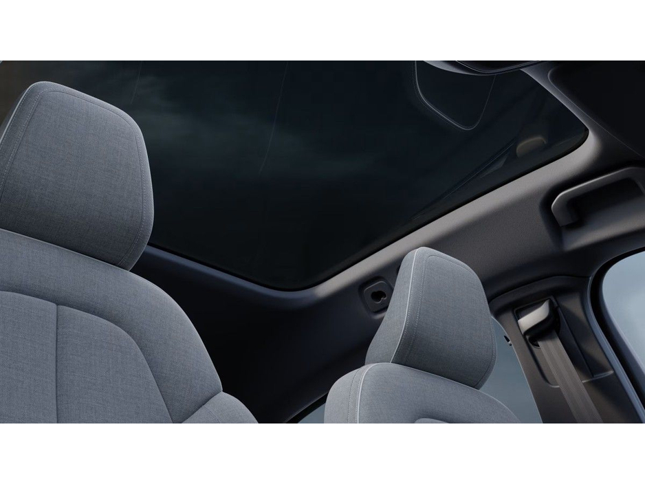 2026 Volvo EC40 - image 16