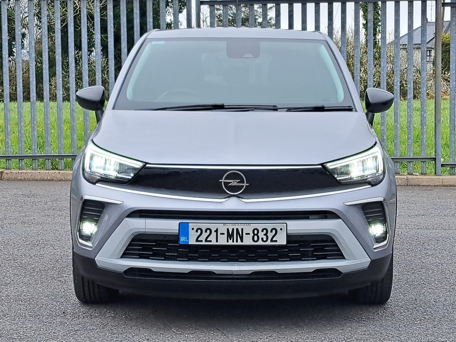 2022 Opel Crossland - image 9