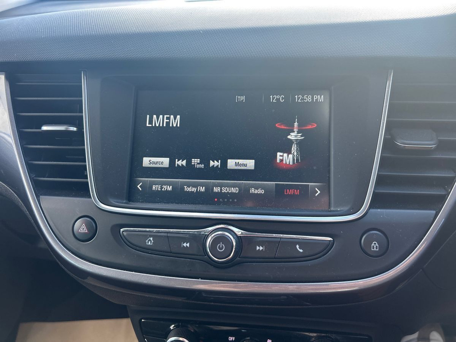 2020 Opel Crossland X - image 13