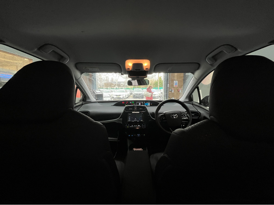 2022 Toyota Prius - image 14